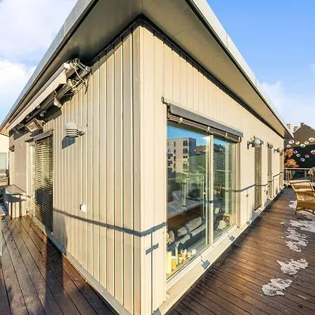 Apartment Dinbnb I Panoramic Rooftop I 700m To Station
