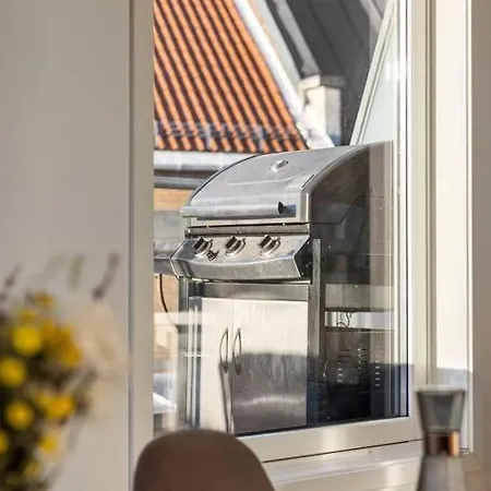 Apartmán Dinbnb I Panoramic Rooftop I 700m To Station *
